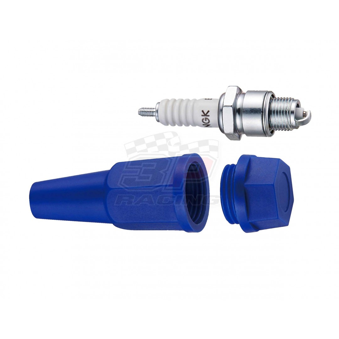 Accel spark plug plastic box to carry and transfer your spark plug safely and clean. Color: Blue. P/N: AC-SS-622